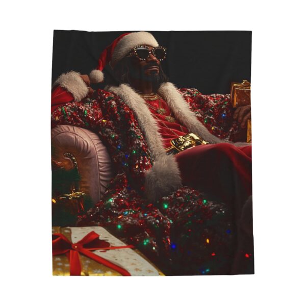 Snoop Dogg Christmas Velveteen Plush Blanket, African American Holiday Throw, Soft Cozy Xmas Decor, Soft Touch Gift, Original Design - Image 5